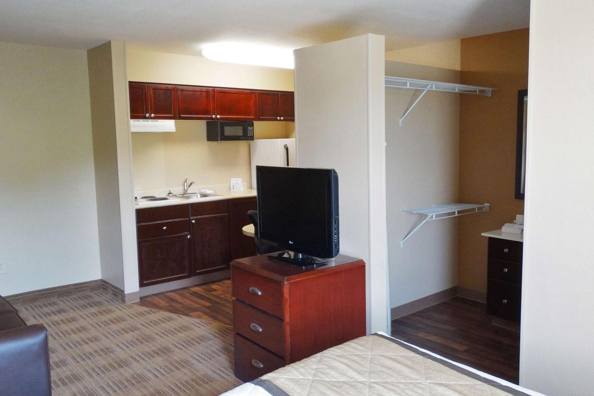 Extended Stay America Suites - Jacksonville - Deerwood Park Екстериор снимка